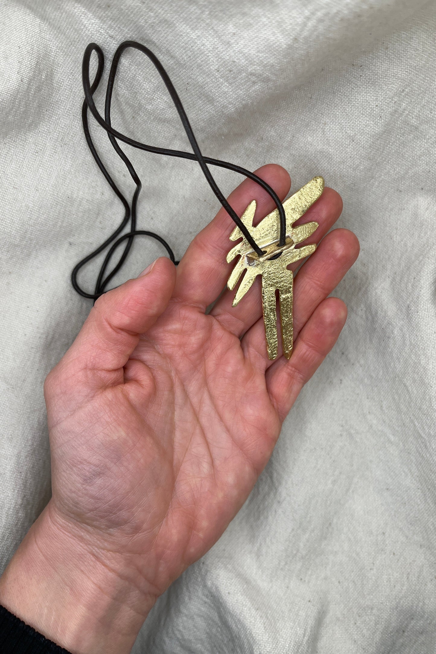 oiseau matte necklace