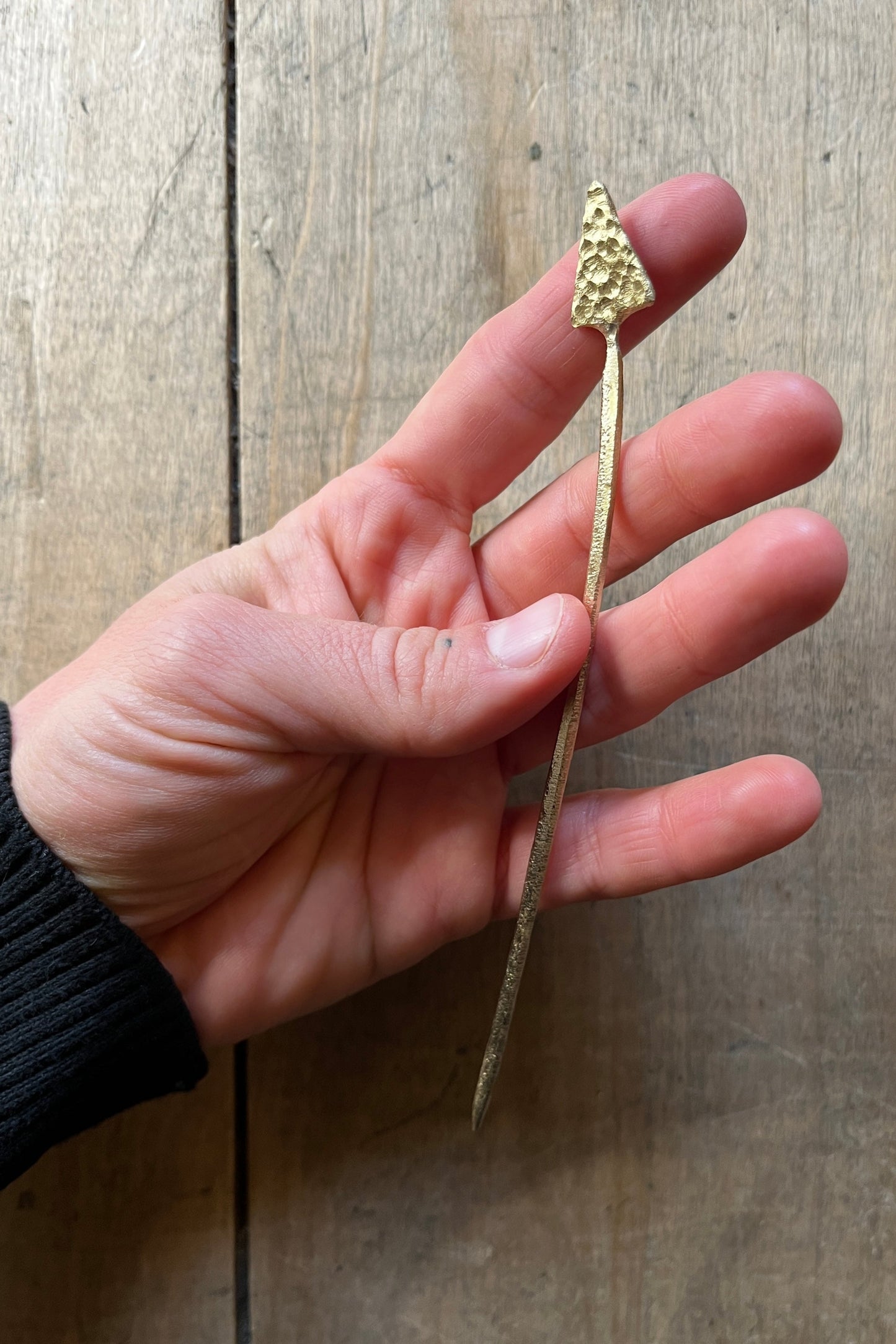 pointue pic à chignon