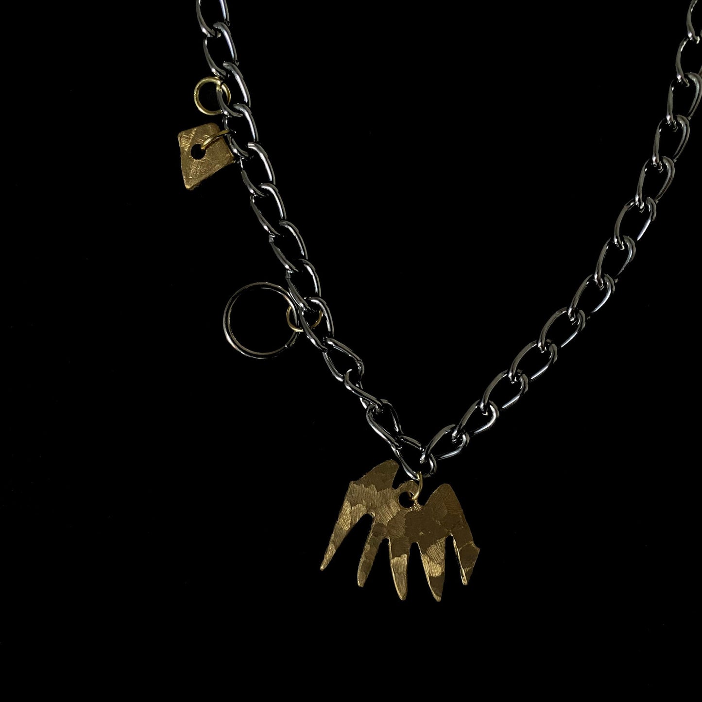 collier murcielago