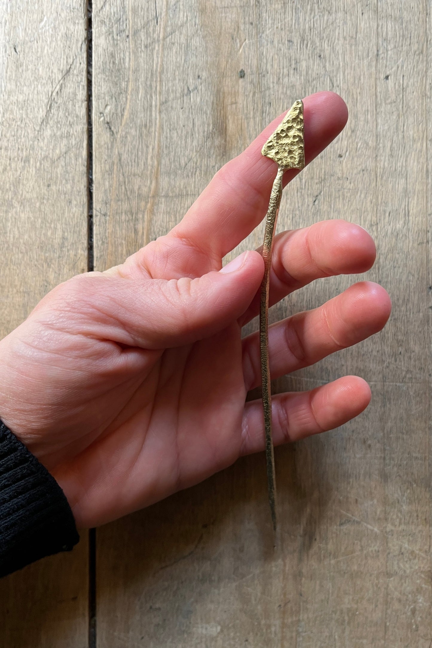 pointue pic à chignon