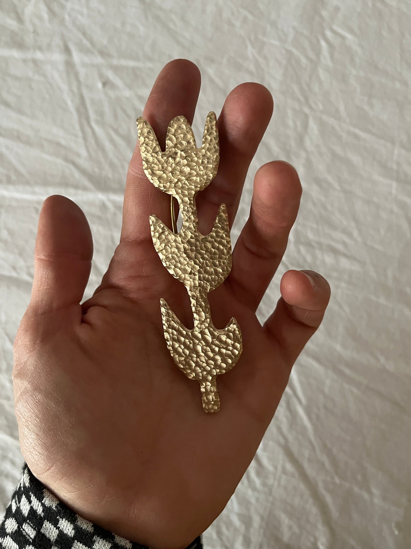 broche tulipe toute droite