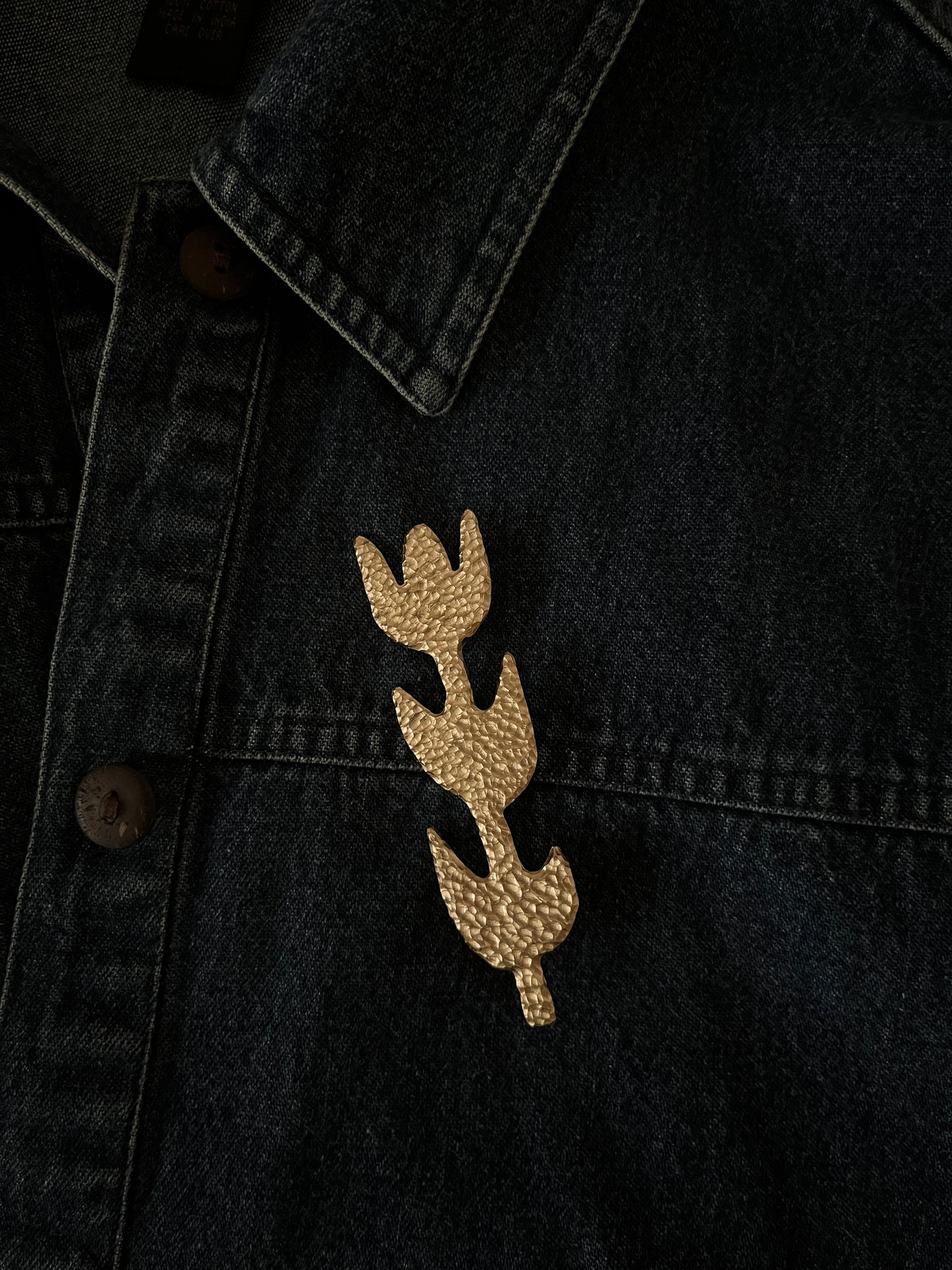 broche tulipe toute droite